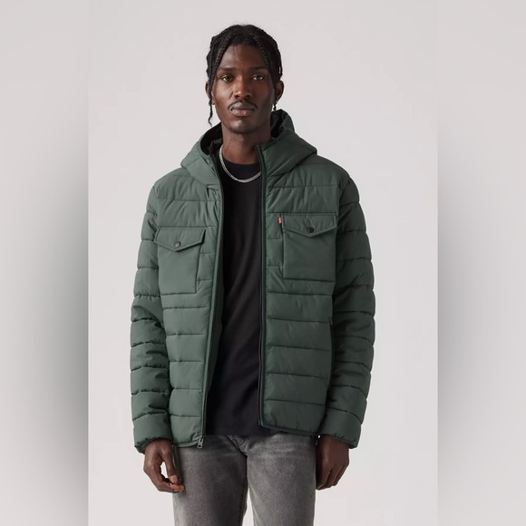 Levi’s 2 Pocket Puffer Jacket Men’s Small Green Hooded NWT